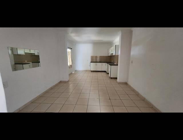 4 BEDROOM HOUSE FOR SALE IN CRAIGIEBURN